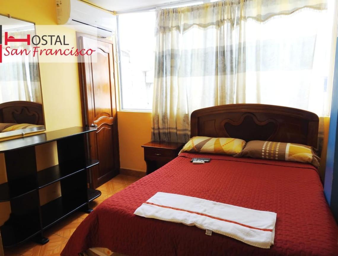 Hostal San Francisco San Cristóbal Extérieur photo